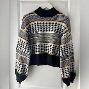 Houndstooth Louna Sweater